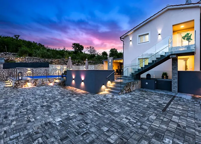 Adri With Private Heated Pool, Jacuzzi, Sauna & Gym Villa Kras